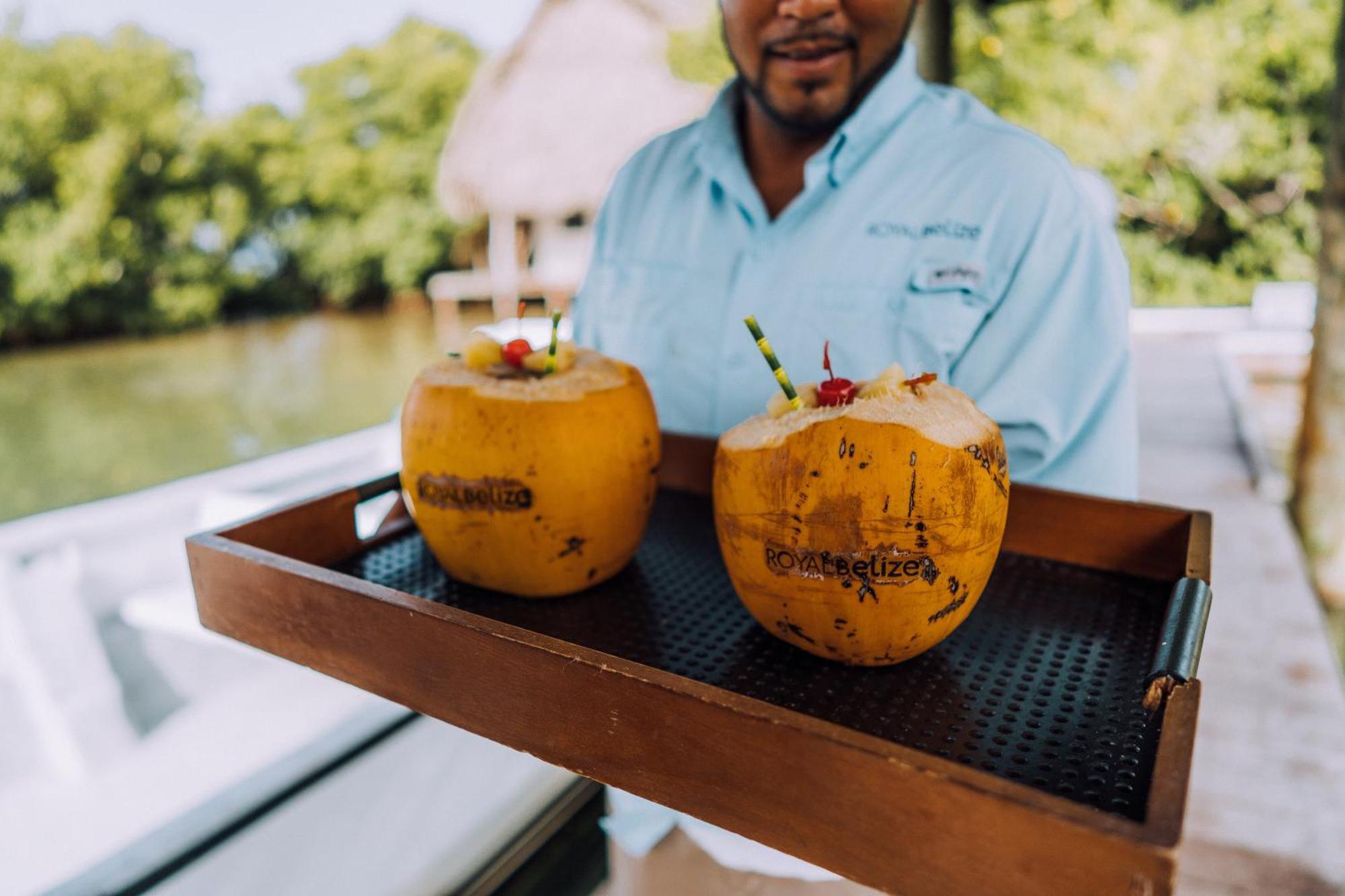 Royal Belize Hotel Thatch Caye Bagian luar foto